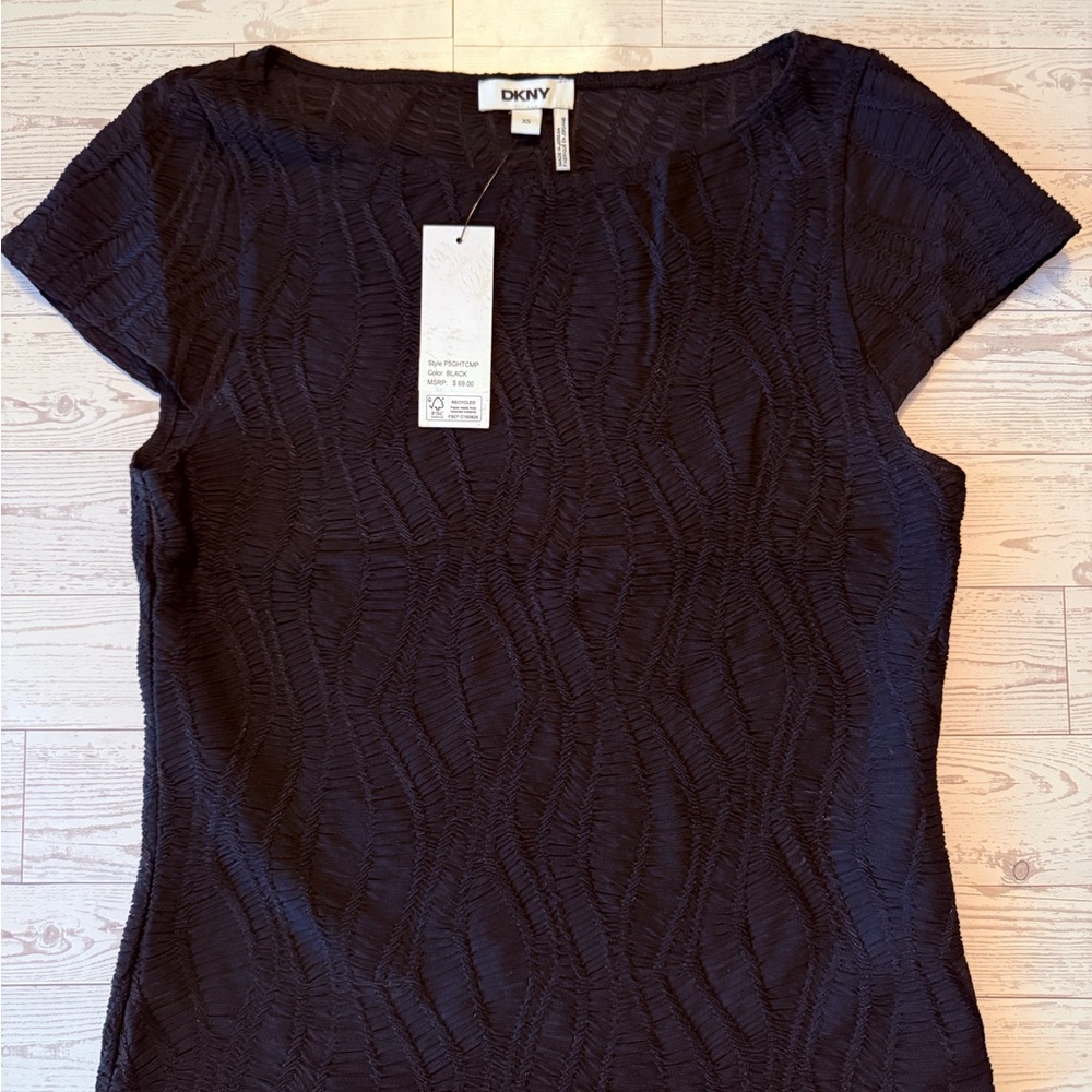 ✨ DKNY Black Patterned Short Sleeve Top ✨